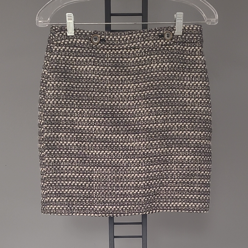 Chic Tweed Mini Skirt - Black and Cream